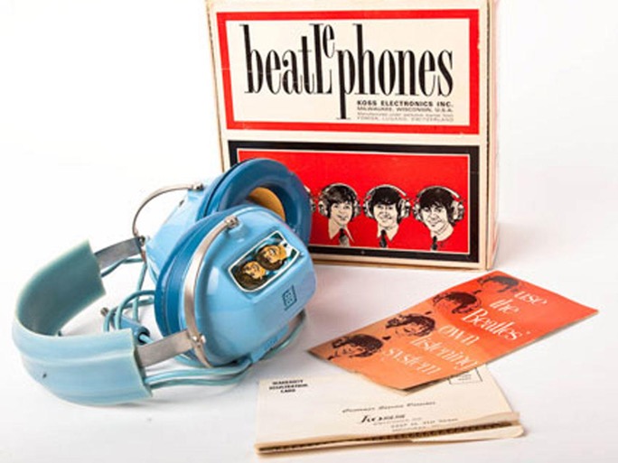 10---Beatlesphones-koss